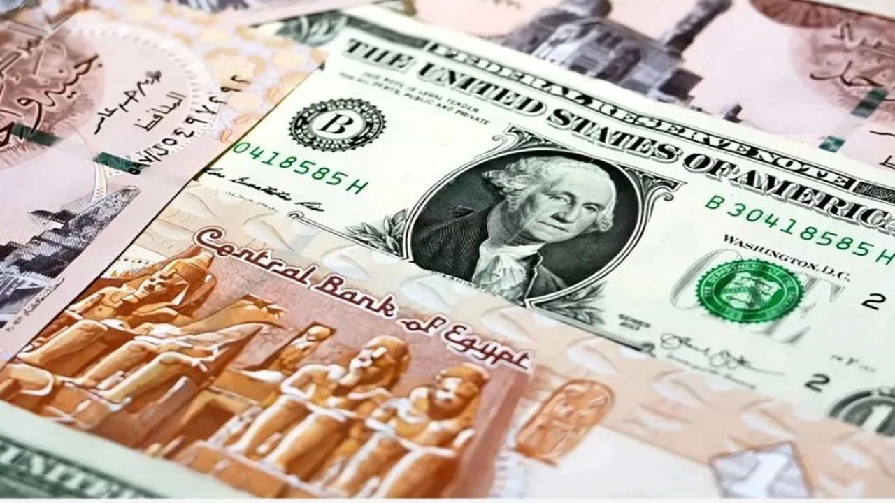 انخفاض ملحوظ في سعر الدولار مقابل الجنيه بنهاية الأسبوع